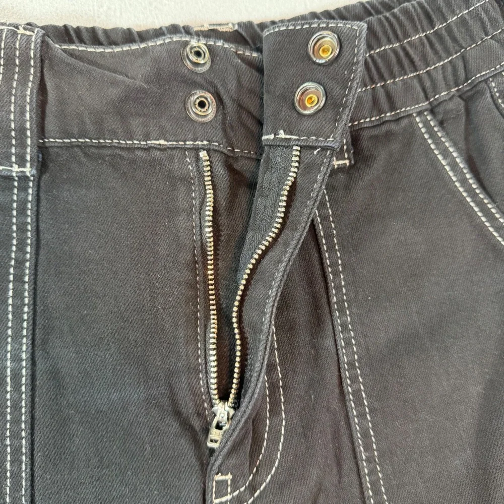 BDG Urban Outfitters Skate Carpenter Shorts Womens S Black Denim Contrast Stitch